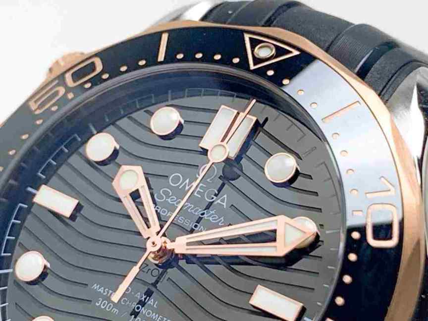 vs厂欧米茄海马300米玫瑰金-细节图4