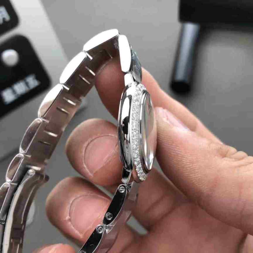 V6厂卡地亚蓝气球镶钻女表-细节图1