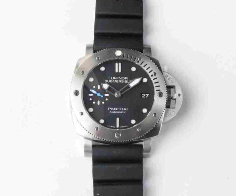 vs 沛纳海PAM00682-细节图2