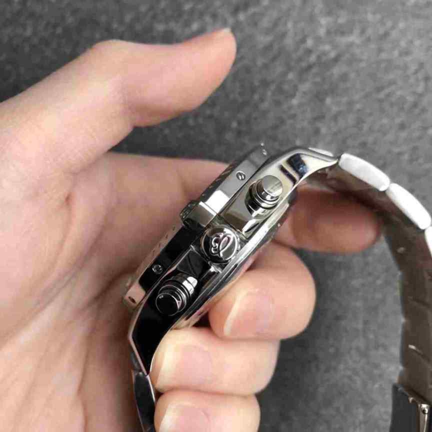 gf厂百年灵复仇者战机-细节图4