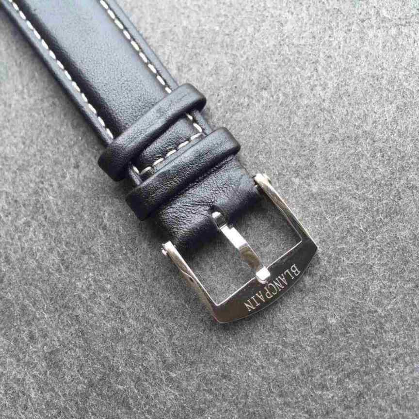 kor厂香奈儿j12机械手表多少钱_黑陶瓷男款机械_原装石英机芯