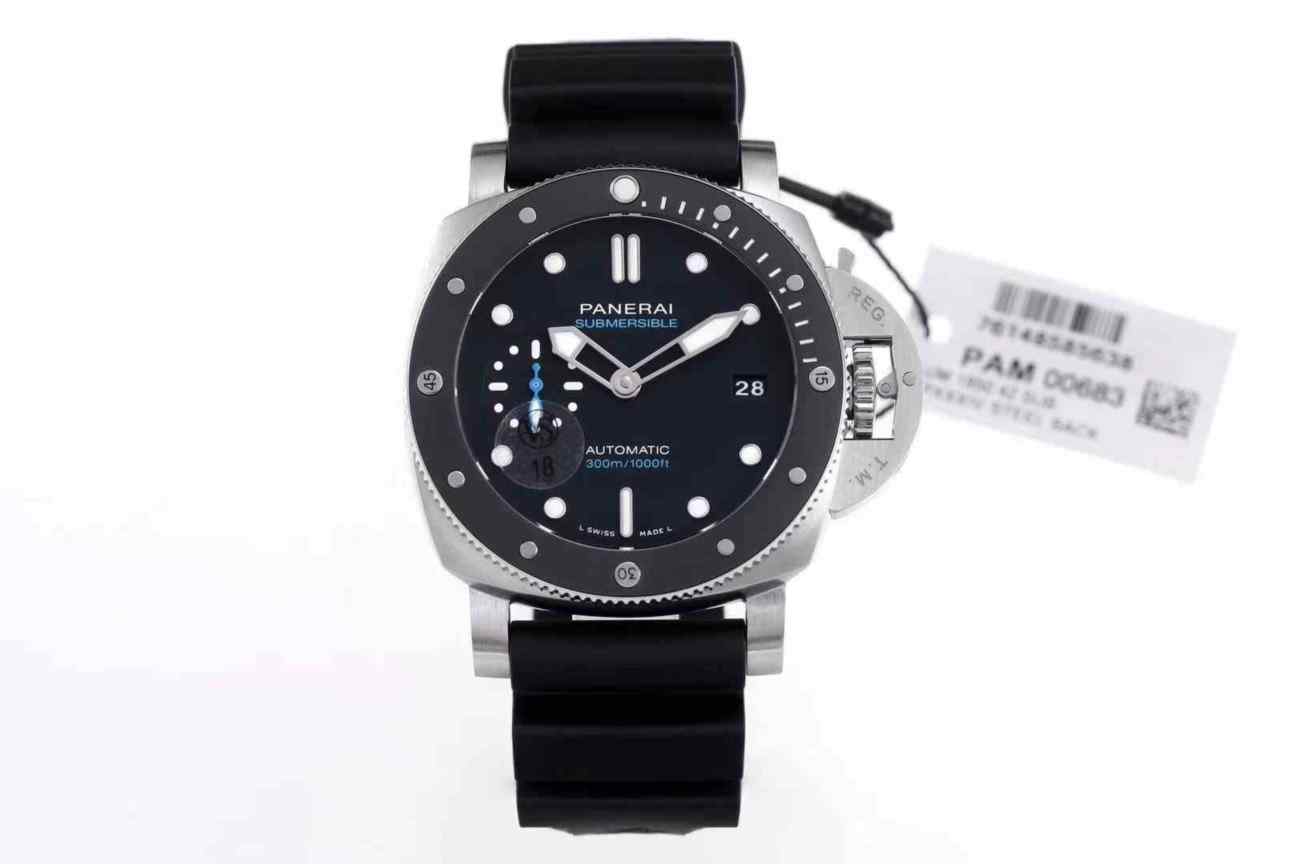 VS厂沛纳海pam00683新款男士胶带手表 42MM