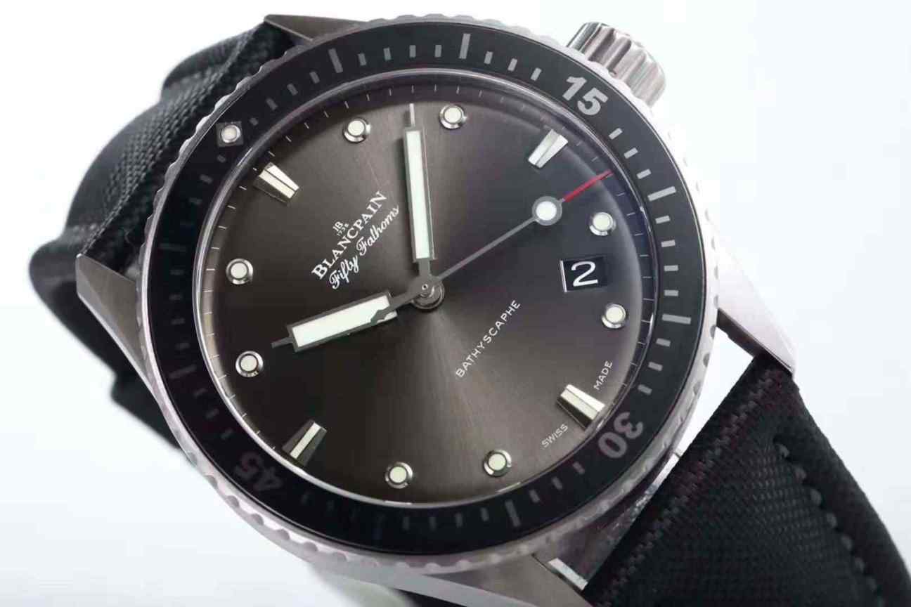 zf宝珀五十噚深潜器-细节图3