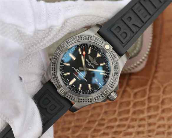 tw百年灵-细节图3