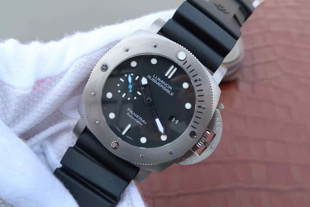 sf厂沛纳海663-细节图7