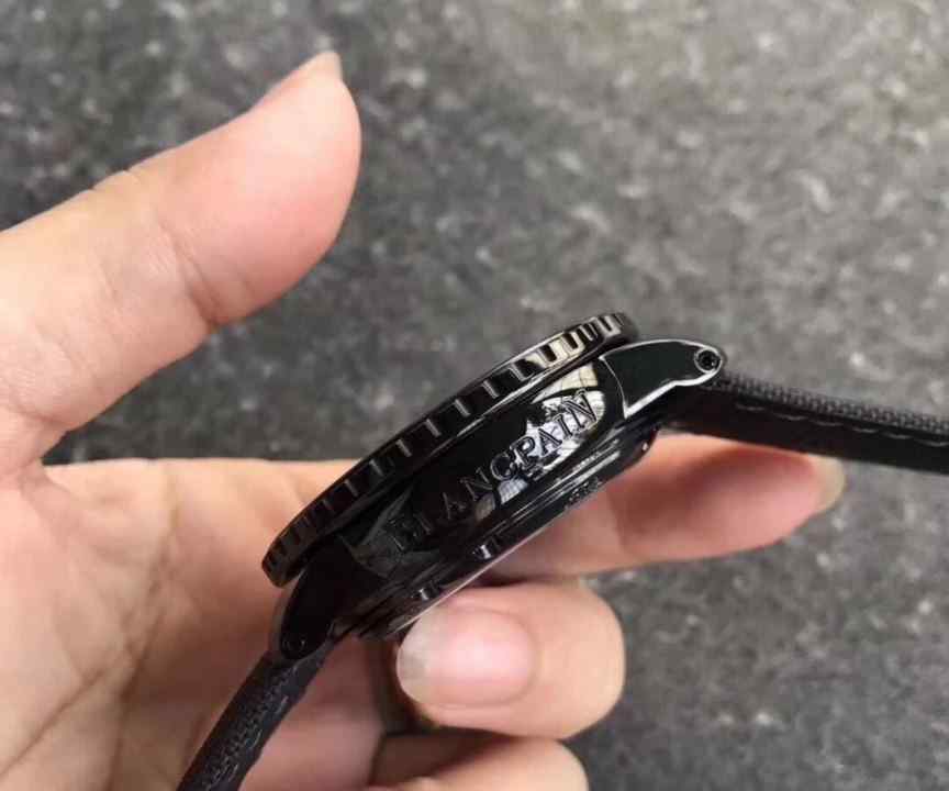 zf宝珀五十寻黑武士-细节图5