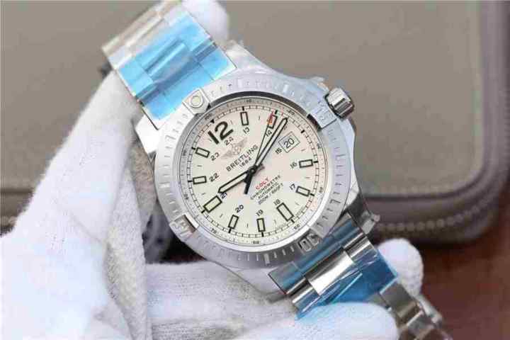 GF百年灵挑战者-细节图2