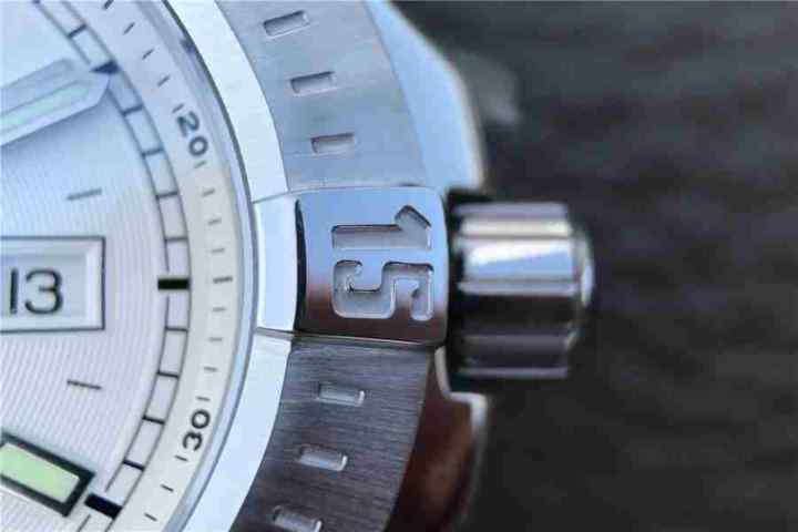 GF百年灵挑战者-细节图8