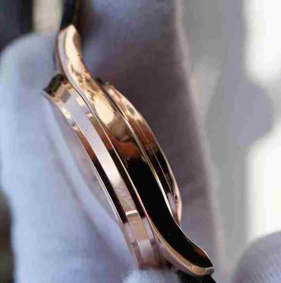 积家大师高仿机械表Q1372520-细节图5