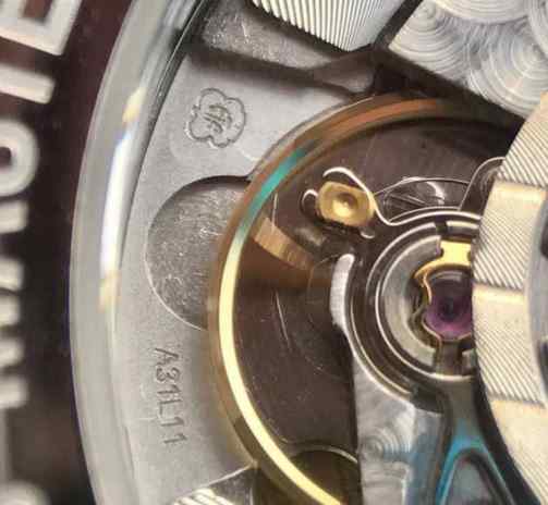 v9名匠男表高仿-细节图3