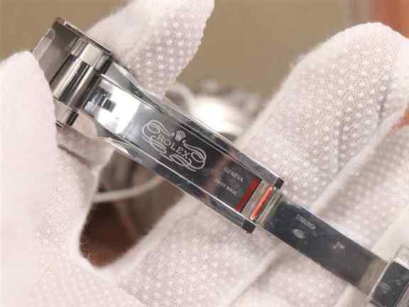 劳力士迪通拿复刻价钱_jh厂复刻劳力士宇宙迪通拿_升级4130机芯盖板_与原版更逼真