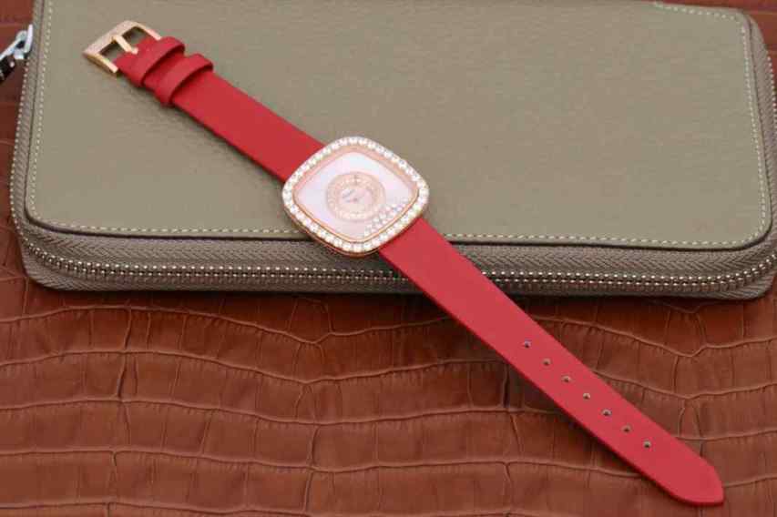 萧邦手表复刻_KG肖邦_流动钻石_女士方型腕表_快乐钻