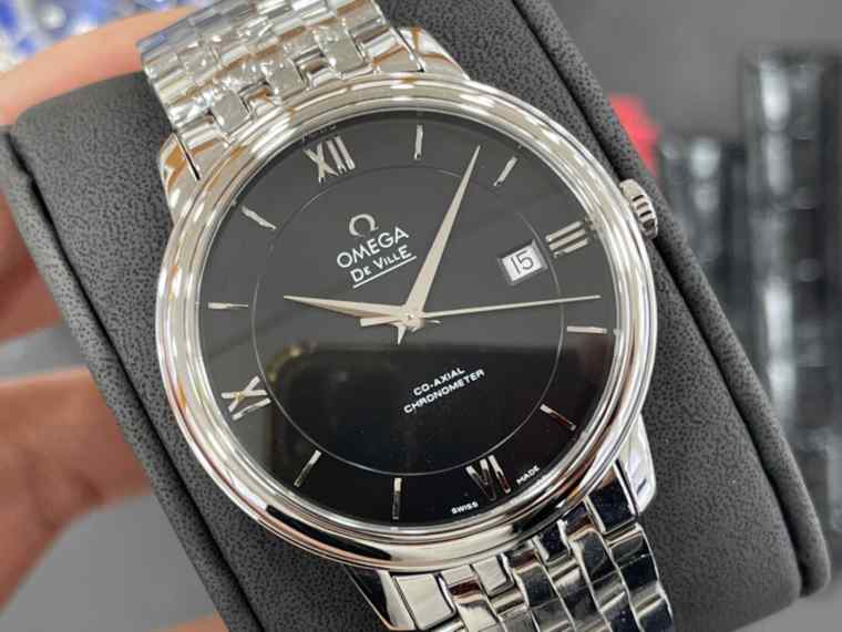 AI蝶飞什么机芯_男款_AI厂_美优达9015_自动上链_机械表