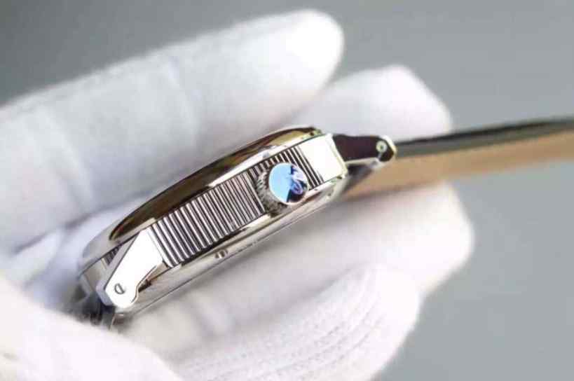 高仿宝玑镂空手表-细节图3