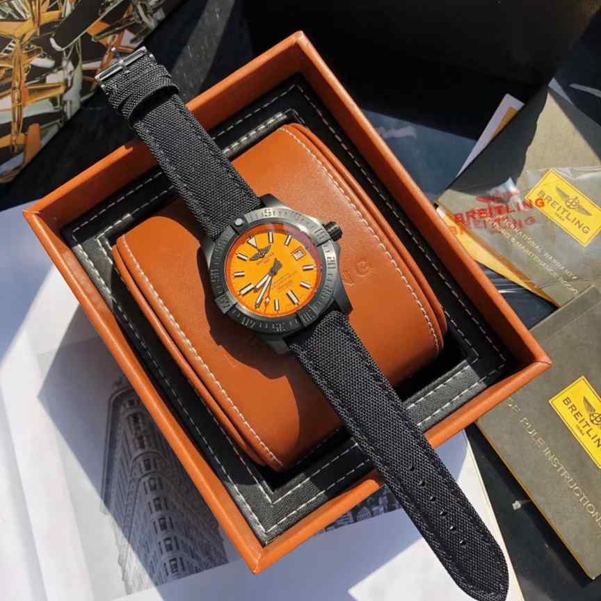 gf超级海洋黄狼_钢带_GF厂_44mm_316精钢_进口ETA2824