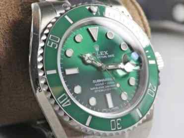 绿水鬼仿的_自动上链 _ZF版本_绿水鬼 _蓝宝石表镜_Clean翡翠表圈