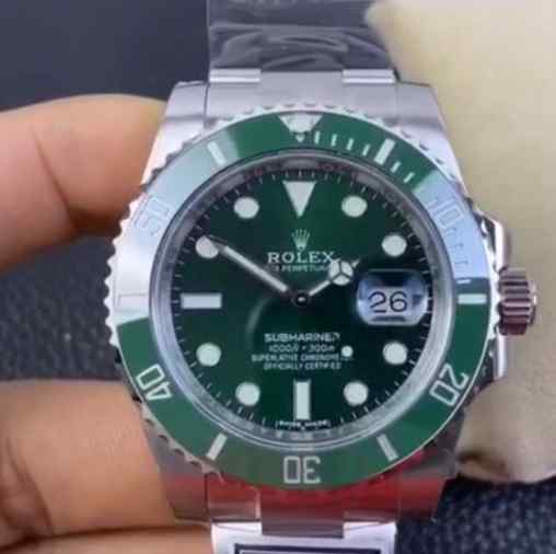 zz厂绿水鬼多少钱_蓝宝石镜面 _男款 _全新904钢 _男士 _3135机芯