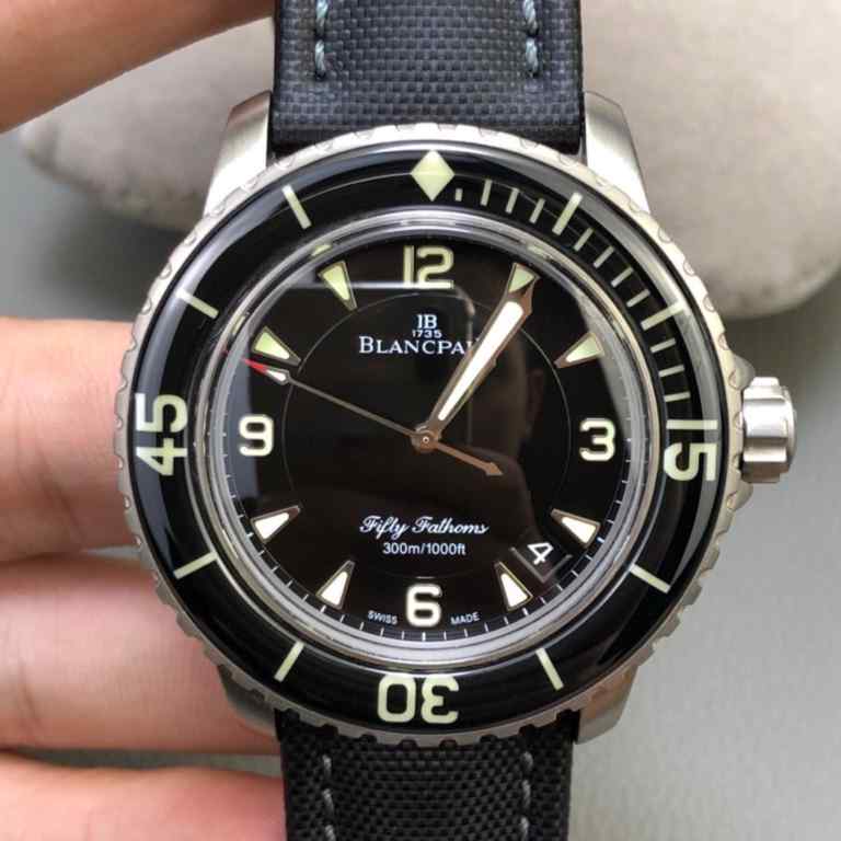 仿万宝龙时光行者手表-细节图3