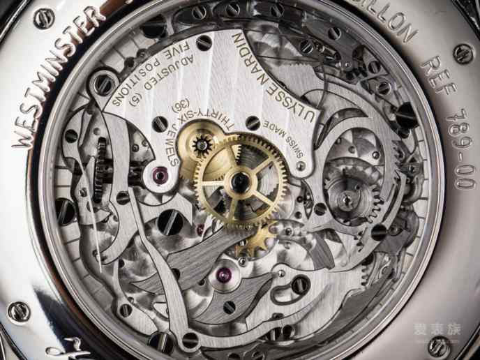 高仿雅典表奇想陀飞轮-细节图8