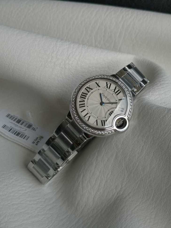 卡地亚钻石手表高仿_石英机芯_2824机芯_最高品质