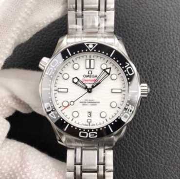 欧米茄手表8501高仿_售后无忧_8500机芯_40mm_蓝宝石镜面_品质保障