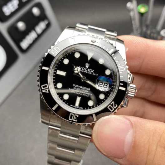 VS劳力士黑水鬼3235-细节图7