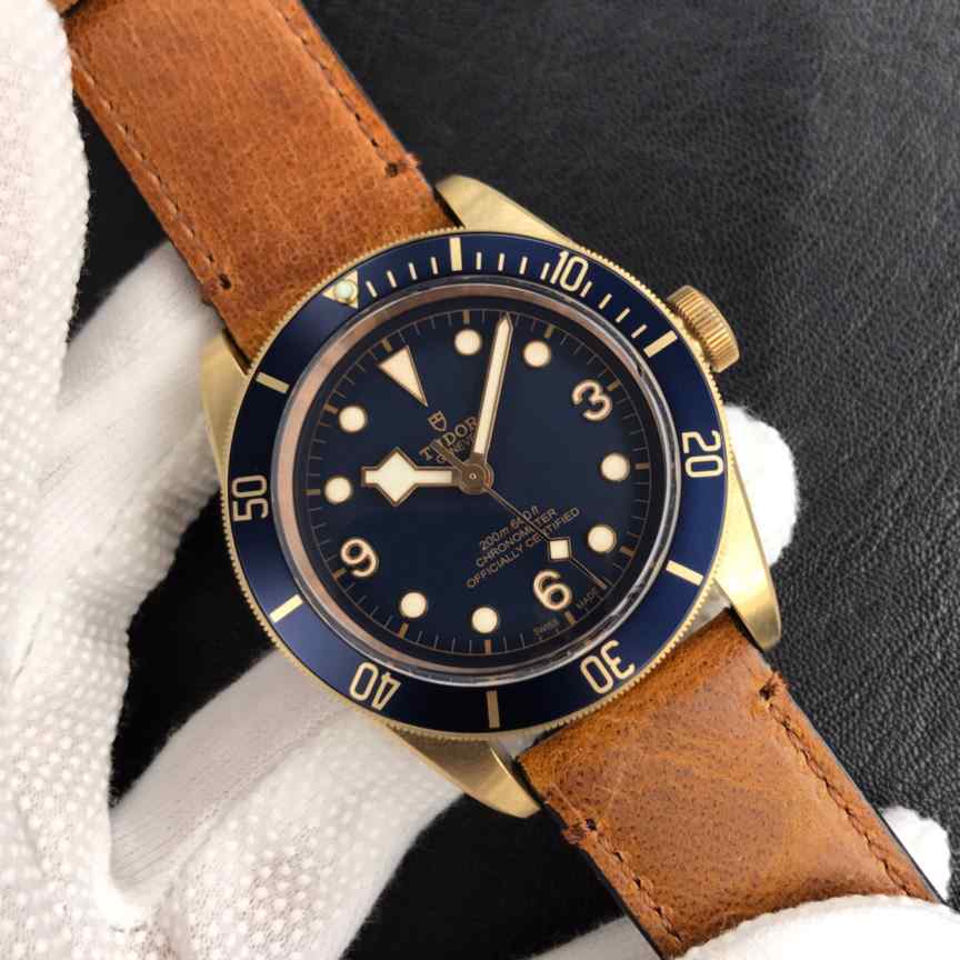 帝陀精仿版本-细节图2