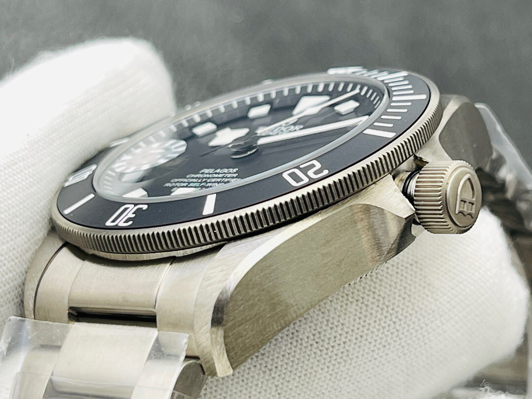 广州顶级复刻帝舵手表-细节图5